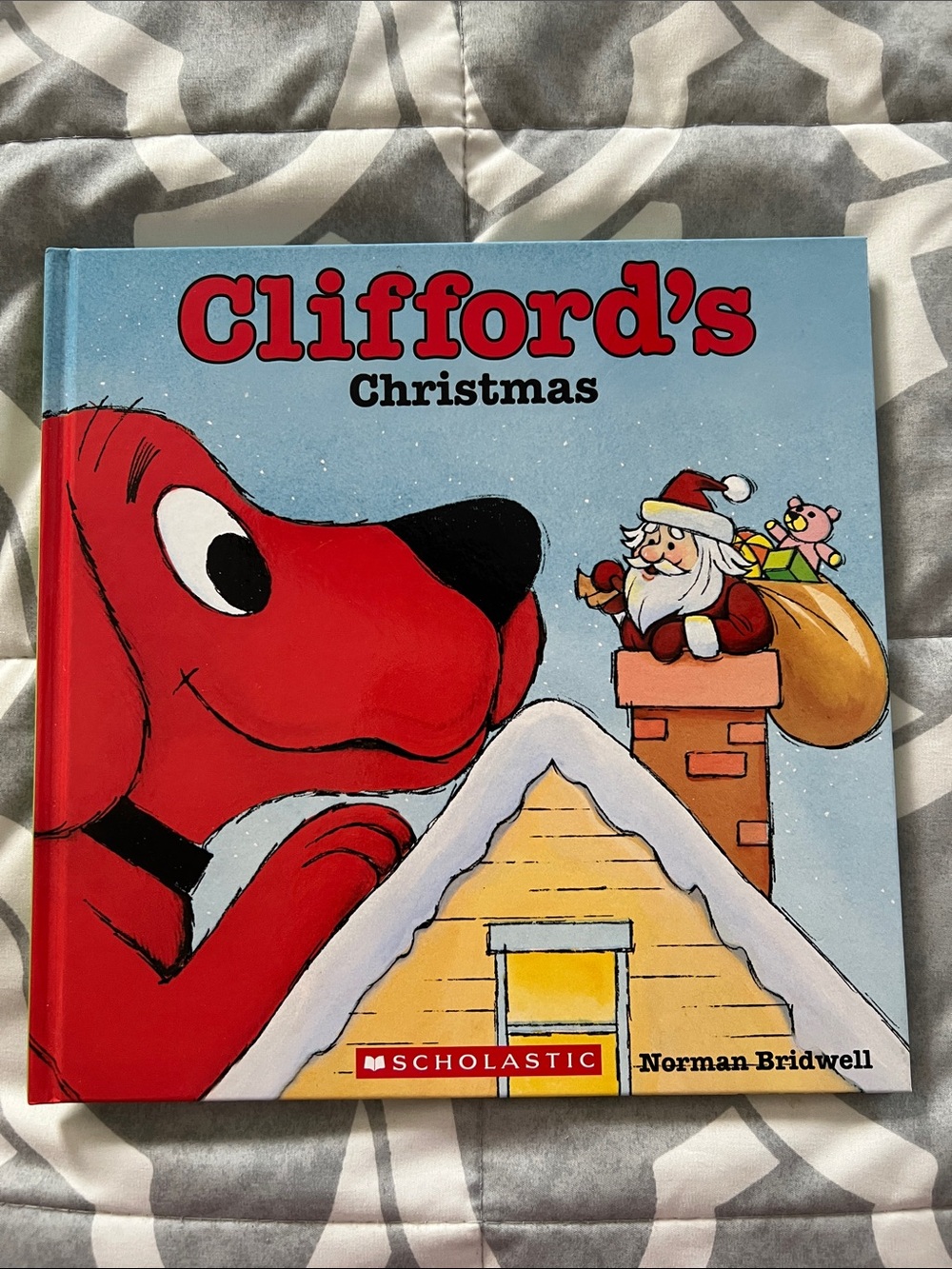 Scholastic Clifford's Christmas - Red, Blue, Yellow